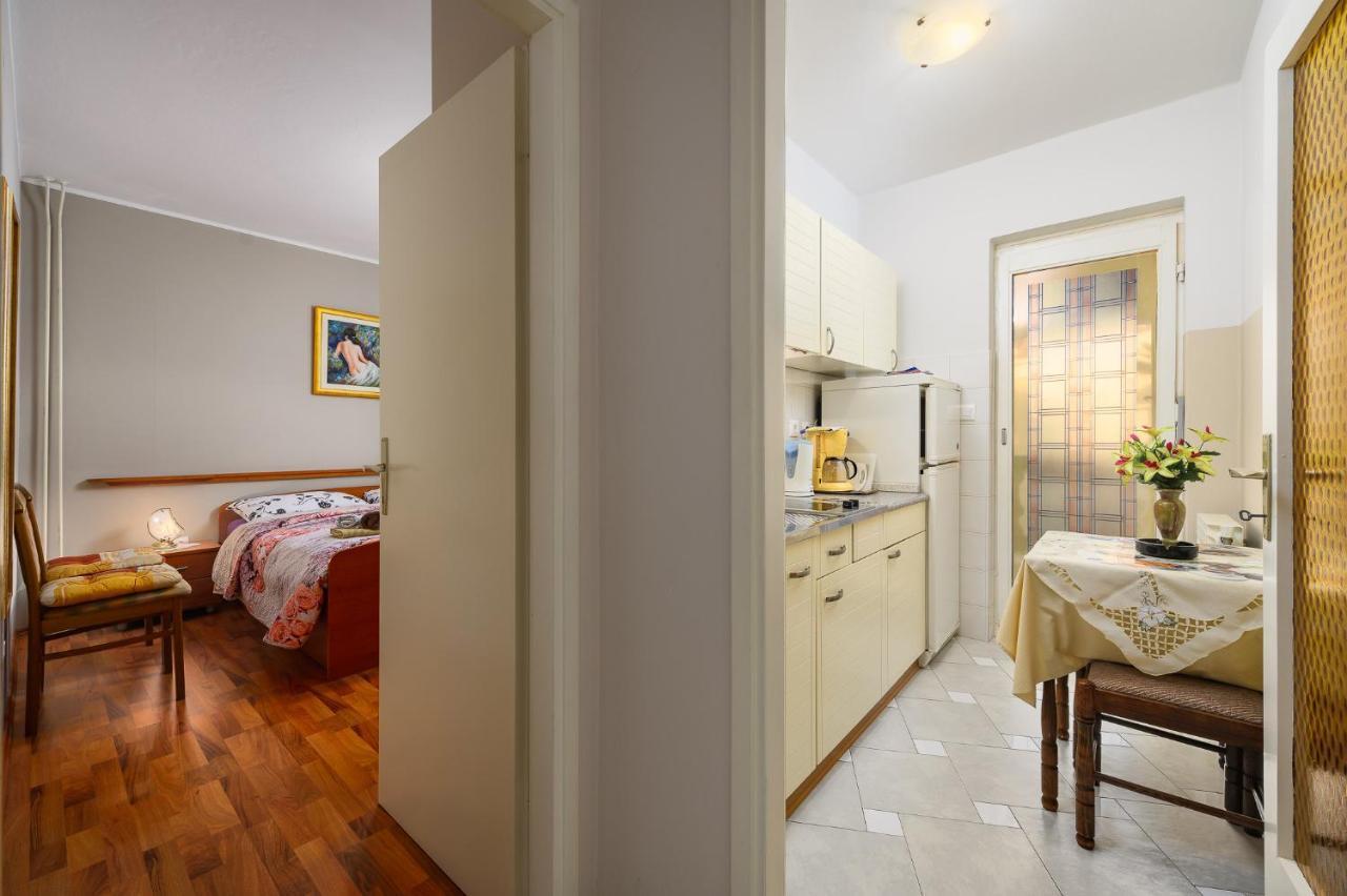 House Alma Daire Poreč Dış mekan fotoğraf