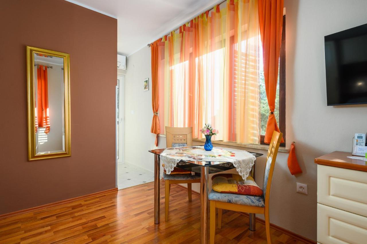 House Alma Daire Poreč Dış mekan fotoğraf