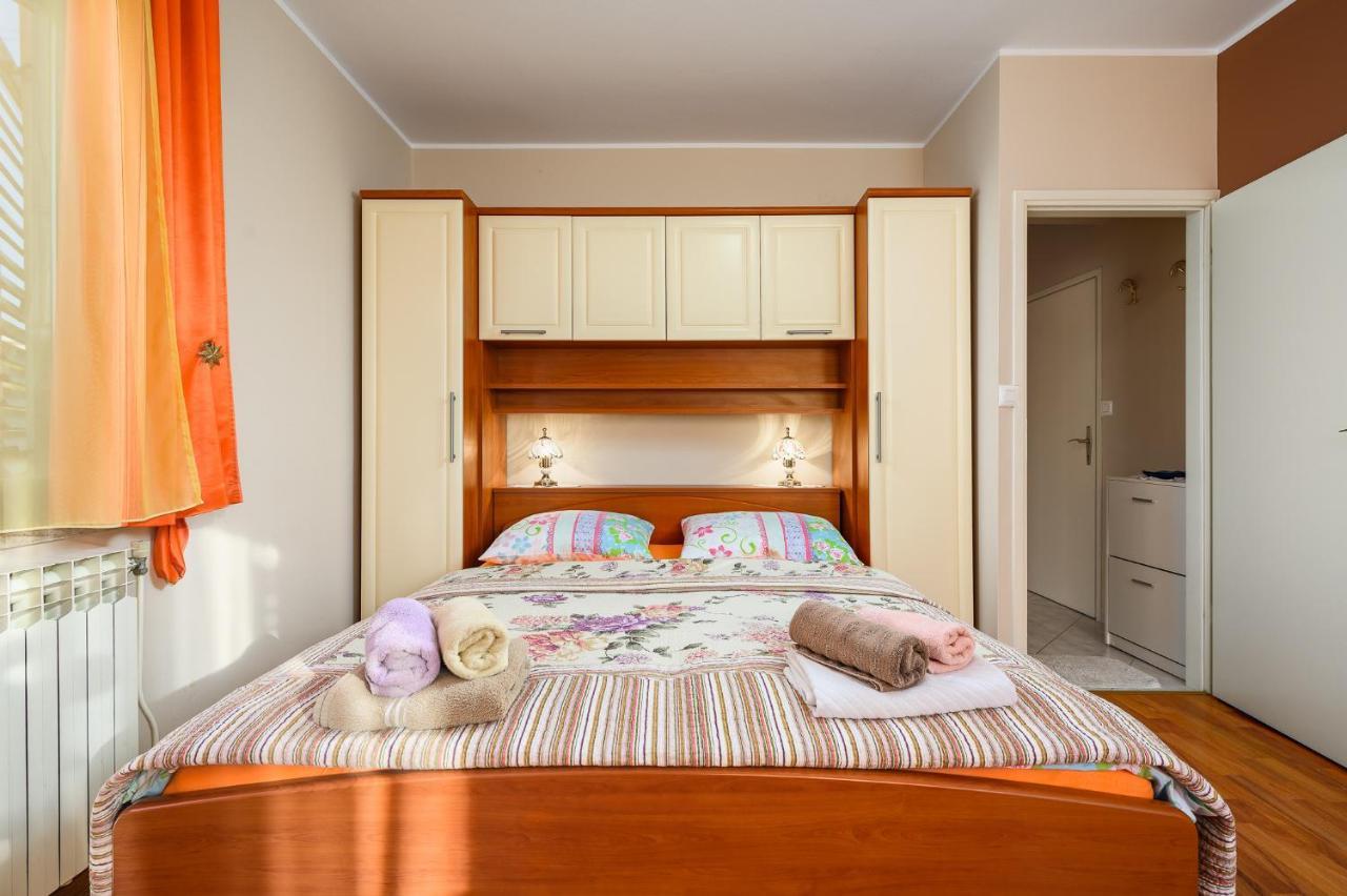 House Alma Daire Poreč Dış mekan fotoğraf